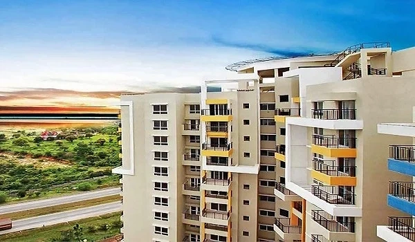 Purva Weaves is 9.3 km away from Puravankara Codename Futura. It is one of Puravankara Limited most successful projects